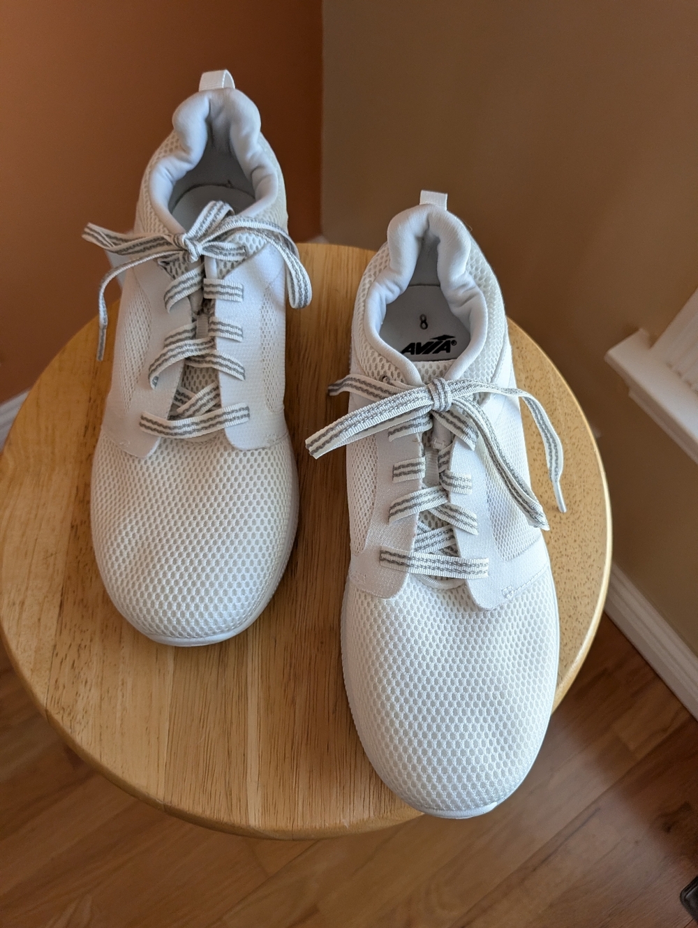 Avia White Mesh Athletic Sneakers Size 8